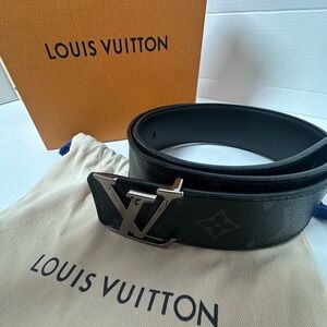LOUIS VUITTON
Monogram Eclipse belt